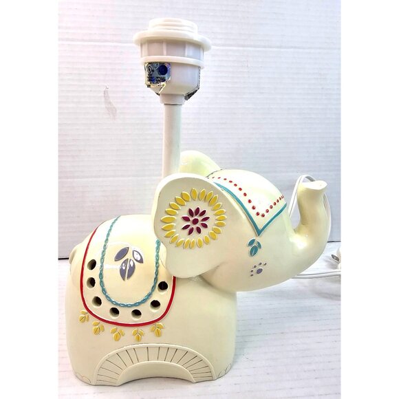 Levtex Elephant Ceramic Table Lamp With Hand-Painted Floral Details 2016 - Picture 1 of 9